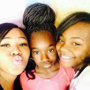 Meet your Posher, Tanika